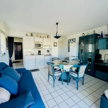 - 3 Pieces, 41m², 2 Chambres, Terrasse, Parking, Animaux Admis - Fr-1-478-95 Holiday home